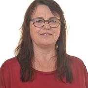 Maestra capacitada en problemas de aprendizaje y dificultades